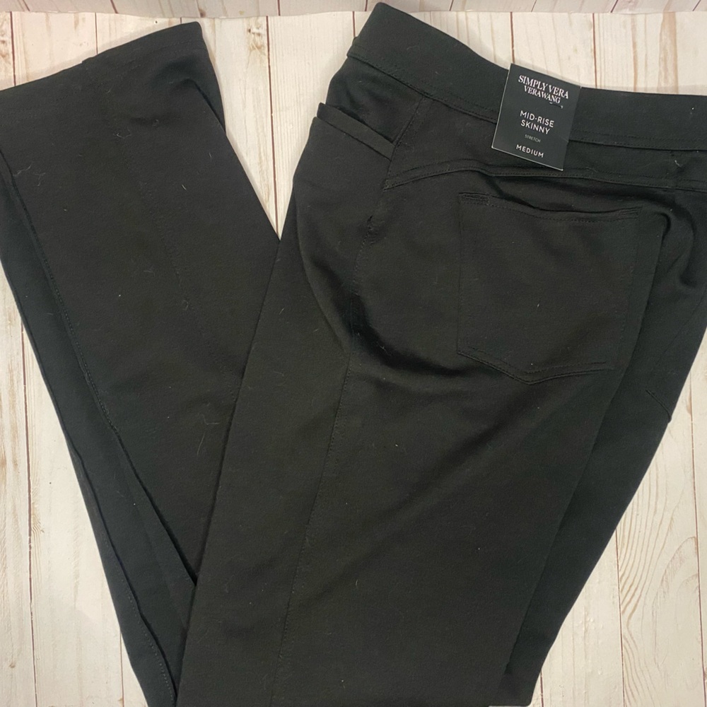 Simply Vera Vera Wang Mid Rise straight Leg Ponte Pant size medium NWT - Picture 1 of 8